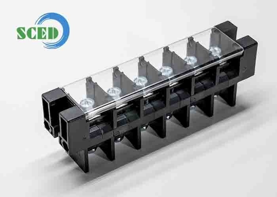 101A 21.0mm PBT Perforasi 600V Feed Melalui Terminal Block Dengan Penutup Plastik