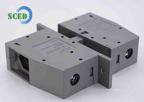 Jenis Koneksi Klem Kandang Melalui Blok Terminal Panel 600V V-0 Kelas Peradangan untuk Kebutuhan